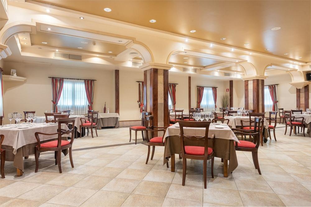 Hospedium Hotel Blu Loiu Kültér fotó