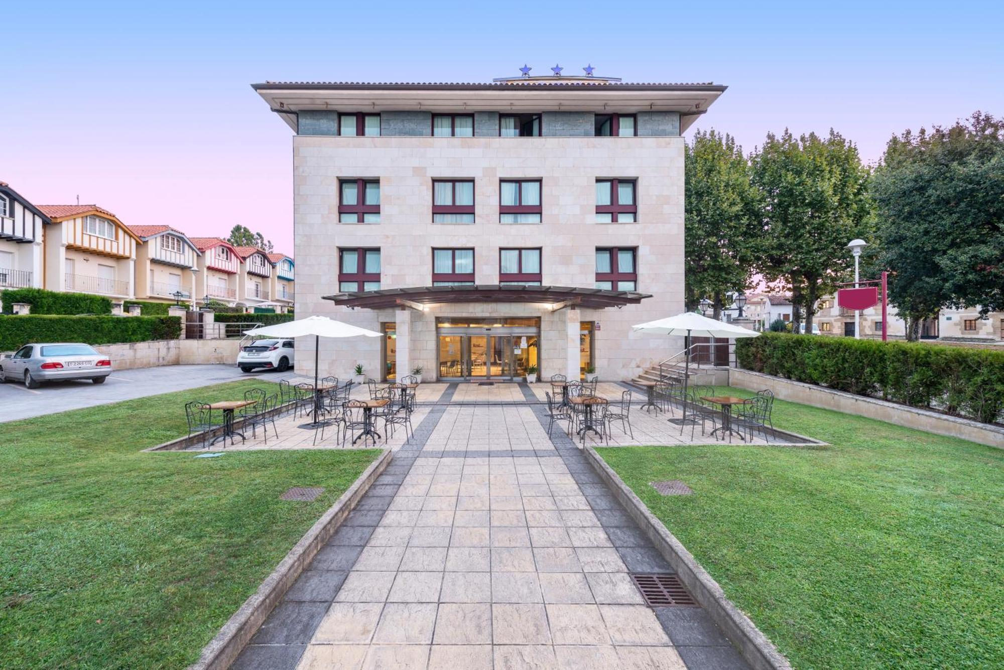 Hospedium Hotel Blu Loiu Kültér fotó