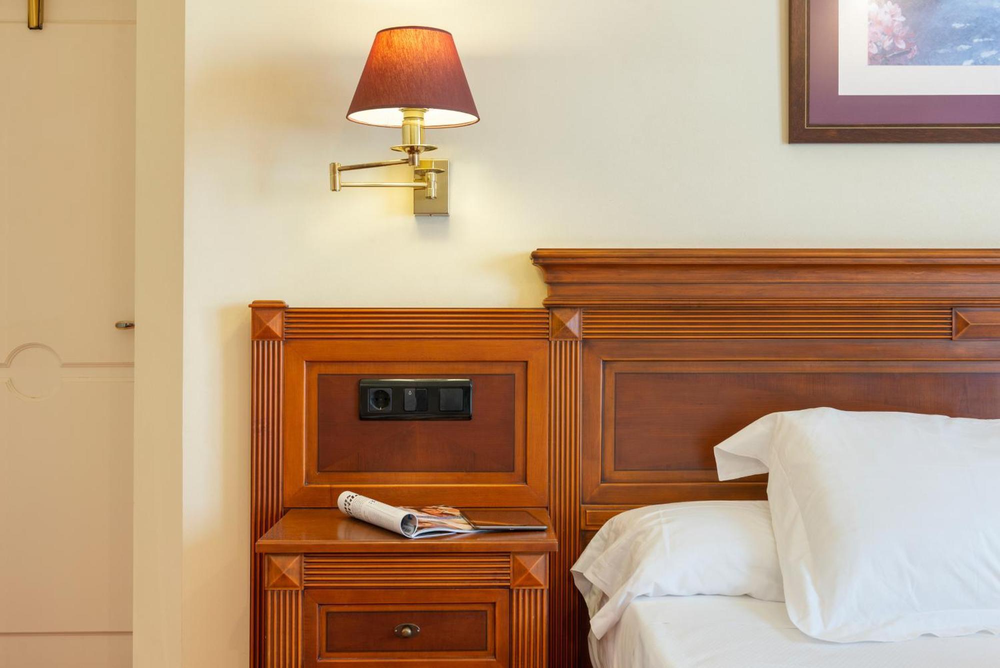 Hospedium Hotel Blu Loiu Kültér fotó