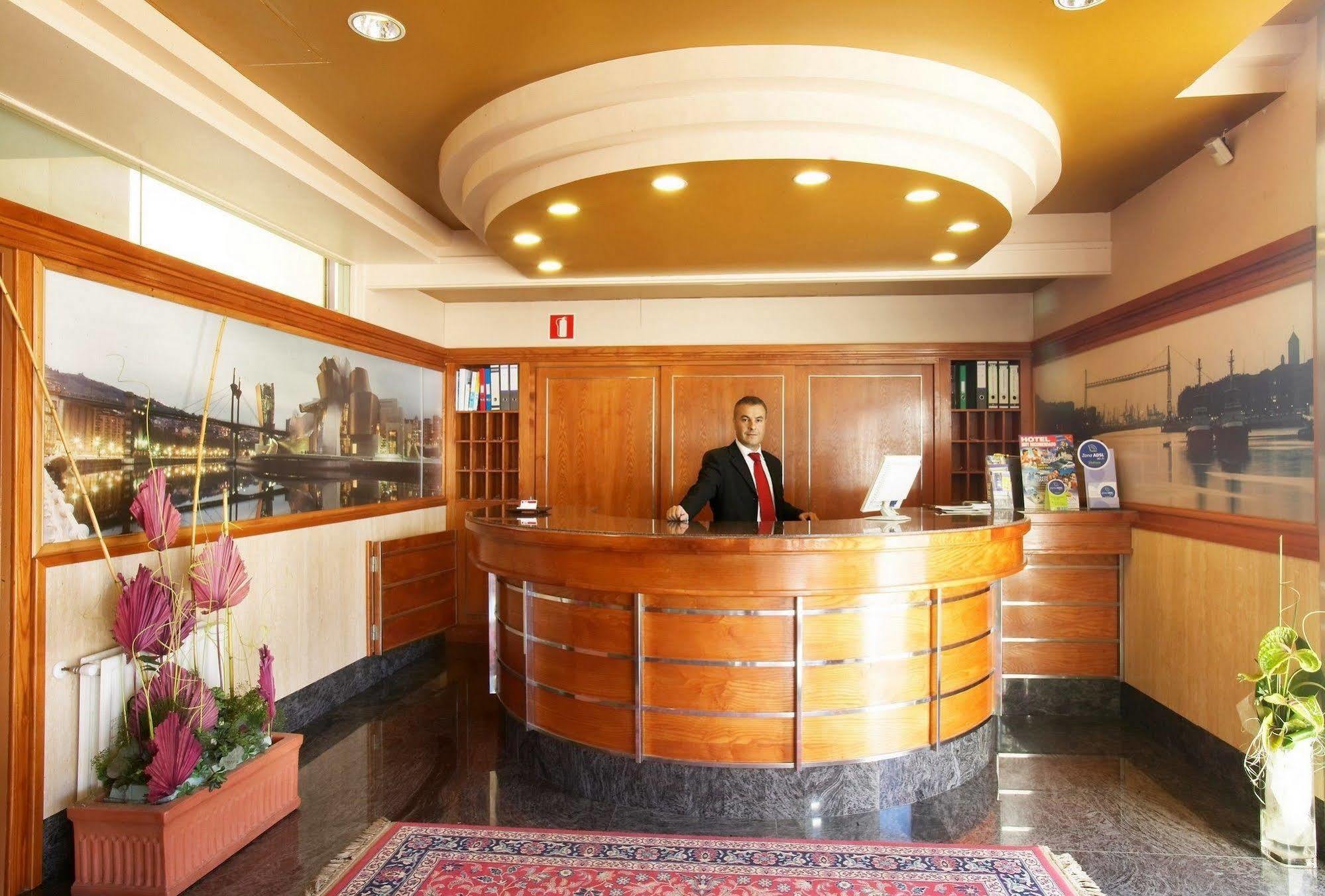 Hospedium Hotel Blu Loiu Kültér fotó